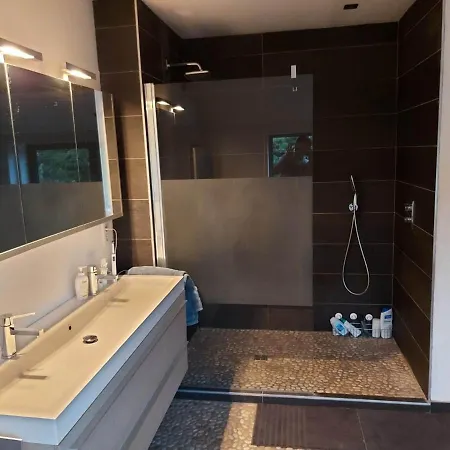 La Cle Du Circuit Spa-francorchamps * Stavelot