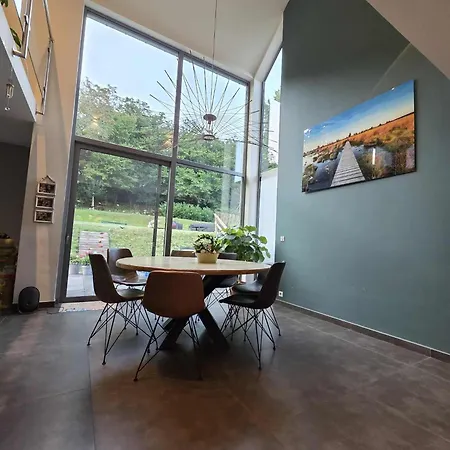 La Cle Du Circuit Spa-francorchamps * Stavelot