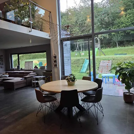 La Cle Du Circuit Spa-francorchamps Bed & Breakfast